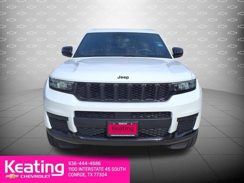 Used 2023 Jeep Grand Cherokee L Laredo AWD/4WD image 6