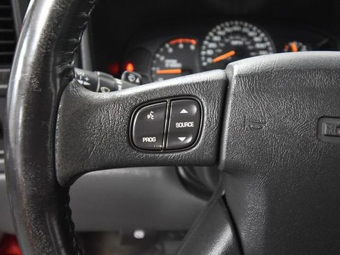 Used 2005 GMC Sierra 2500 SLT w/ Heavy-Duty Power Package image 23