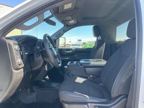 Used 2022 GMC Sierra 2500 Pro w/ Convenience Package image 16