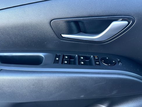 Certified 2025 Hyundai Santa Cruz SEL image 11