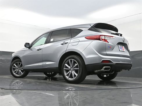 Used 2023 Acura RDX w/ Technology Package image 35