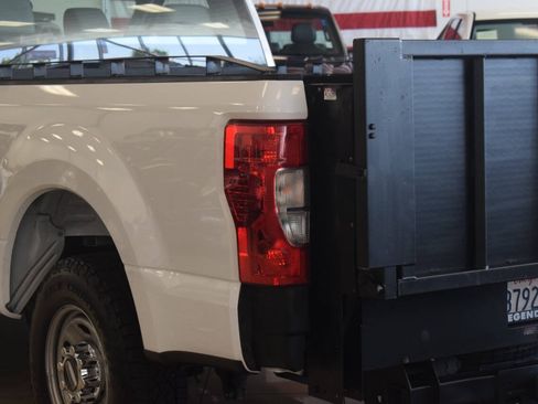 Used 2020 Ford F250 XL w/ Power Equipment Group RWD image 24