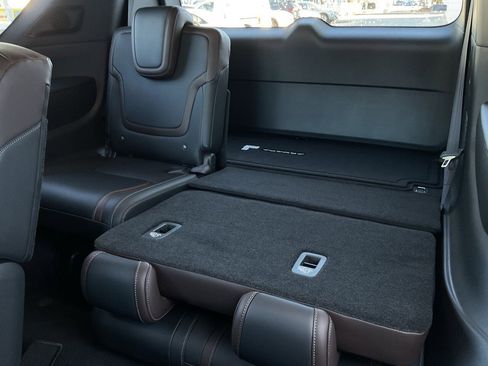 New 2026 Nissan Armada SL image 18