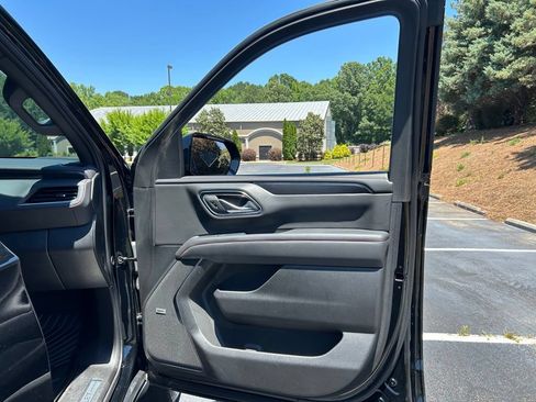 Used 2024 Chevrolet Suburban RST w/ Luxury Package RWD image 65