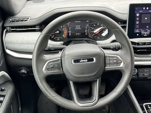 Used 2023 Jeep Compass Sport AWD/4WD image 15