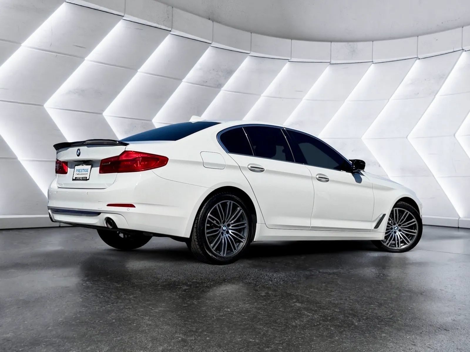 Used 2018 BMW 530i RWD image 8
