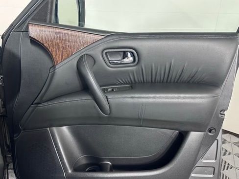 Used 2017 Nissan Armada SL w/ Moonroof Package image 31