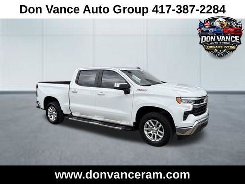 Used 2025 Chevrolet Silverado 1500 LT image 1