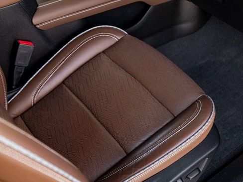 Used 2021 Chevrolet Tahoe High Country image 34