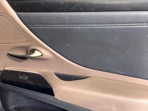 Used 2023 Lexus ES 300h 300h image 25