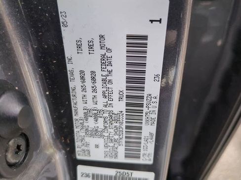 Used 2023 Toyota Tundra Platinum image 37