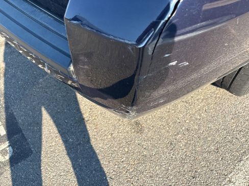 Used 2019 GMC Yukon SLE w/ SLE Value Package image 5