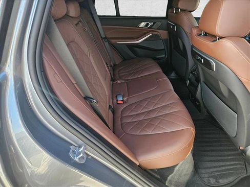 Used 2025 BMW X5 sDrive40i RWD image 21