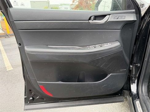 Used 2023 Hyundai Palisade Limited image 17