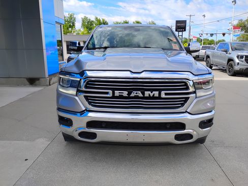 Used 2022 RAM 1500 Laramie AWD/4WD image 5