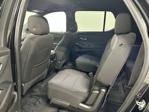 Certified 2023 Chevrolet Traverse LT w/ LPO, Floor Liner Package AWD/4WD image 19