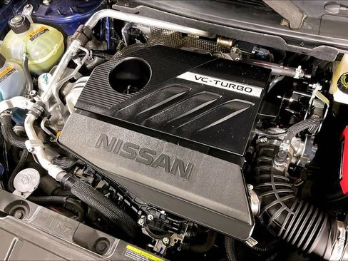 Used 2025 Nissan Rogue Platinum w/ Platinum Premium Package image 43