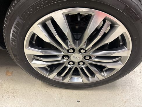 Used 2017 Cadillac XT5 Premium Luxury AWD/4WD image 33