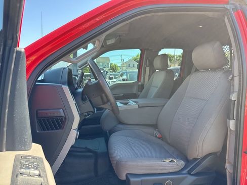 Certified 2019 Ford F550 4x4 SuperCab Super Duty w/ XLT Value Package image 11