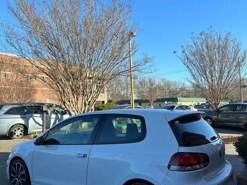 Used 2012 Volkswagen GTI 2-Door image 7