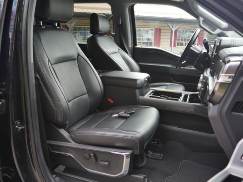 Certified 2024 Ford F350 Lariat w/ FX4 Off-Road Package AWD/4WD image 30