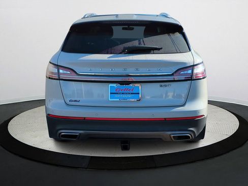 Used 2020 Lincoln Nautilus Reserve image 4