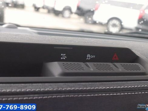 New 2025 Ford Bronco Outer Banks AWD/4WD image 28
