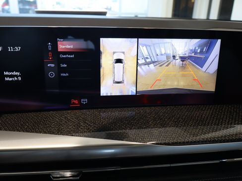 Used 2025 Cadillac Escalade V image 33