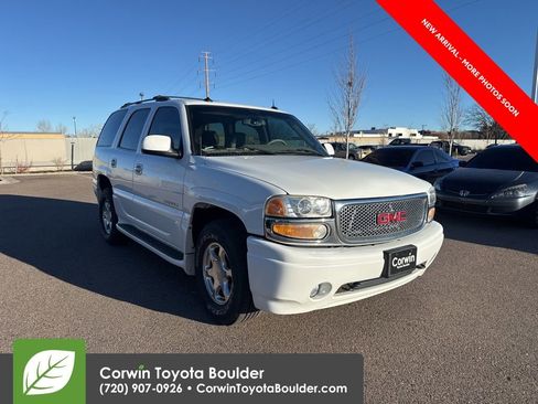 Used 2003 GMC Yukon Denali image 1