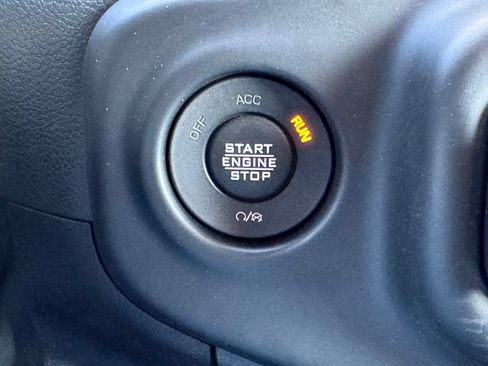 Used 2021 Jeep Gladiator Mojave AWD/4WD image 7
