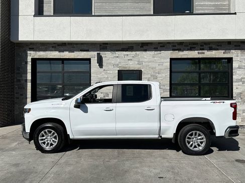 Used 2021 Chevrolet Silverado 1500 LT AWD/4WD image 6