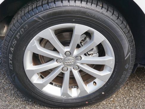 Used 2017 Audi Q5 2.0T Premium image 11