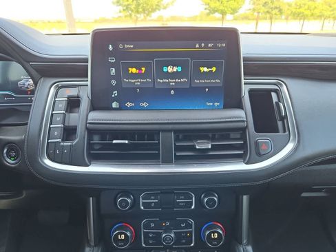 Used 2023 Chevrolet Tahoe Z71 w/ Luxury Package AWD/4WD image 27
