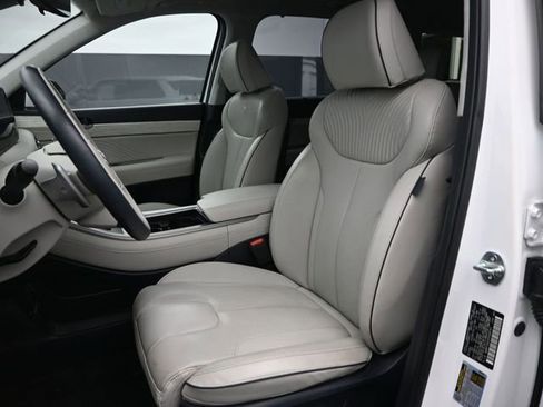 Used 2023 Hyundai Palisade Calligraphy w/ Cargo Package image 9