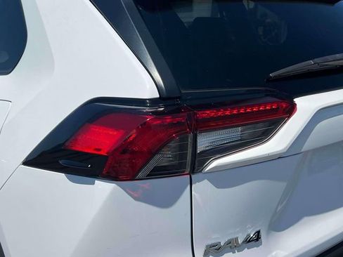 Used 2024 Toyota RAV4 XLE FWD image 12