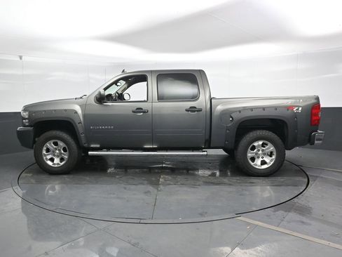 Used 2011 Chevrolet Silverado 1500 LT w/ All-Star Edition AWD/4WD image 7