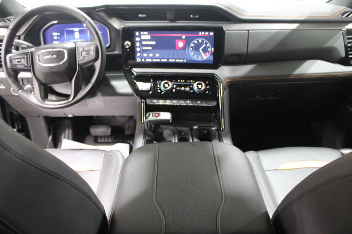 Used 2023 GMC Sierra 1500 AT4 w/ AT4 Preferred Package AWD/4WD image 32