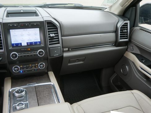 Used 2020 Ford Expedition Max Limited AWD/4WD image 11