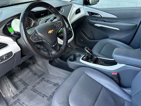 Used 2017 Chevrolet Bolt Premier w/ Driver Confidence II Package image 11