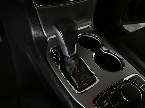 Used 2020 Jeep Grand Cherokee Trailhawk AWD/4WD image 15