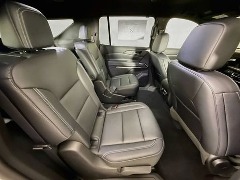 New 2026 Chevrolet Traverse LT w/ Driver Confidence Package AWD/4WD image 29