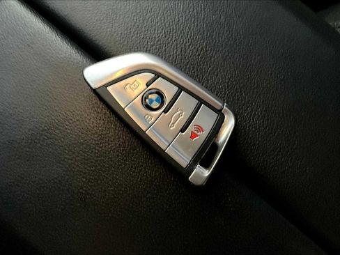 Used 2020 BMW X7 xDrive40i w/ M Sport Package image 15