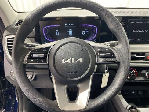 New 2026 Kia Seltos LX FWD image 10