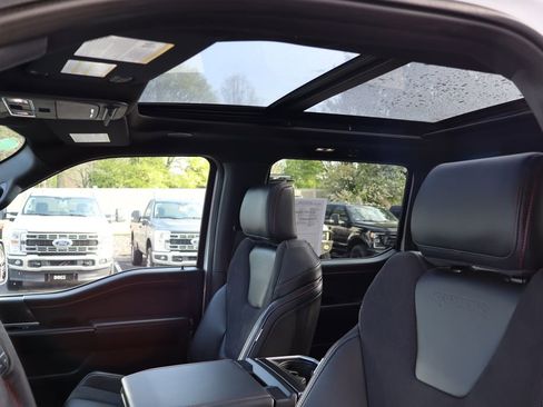 Used 2025 Ford F150 Raptor AWD/4WD image 5