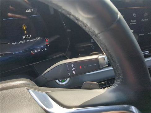 Used 2025 Chevrolet Equinox LT FWD image 12