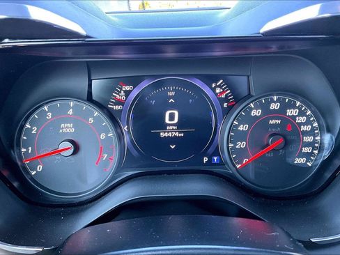 Used 2022 Chevrolet Camaro SS RWD image 21