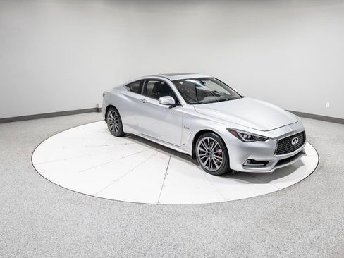 Used 2017 INFINITI Q60 Red Sport 400 image 23