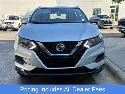 Used 2022 Nissan Rogue Sport SV AWD/4WD image 3