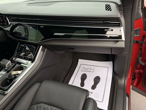 Used 2024 Audi SQ8 Premium Plus image 24