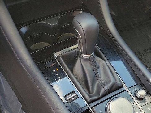 Used 2025 MAZDA MAZDA3 s image 24